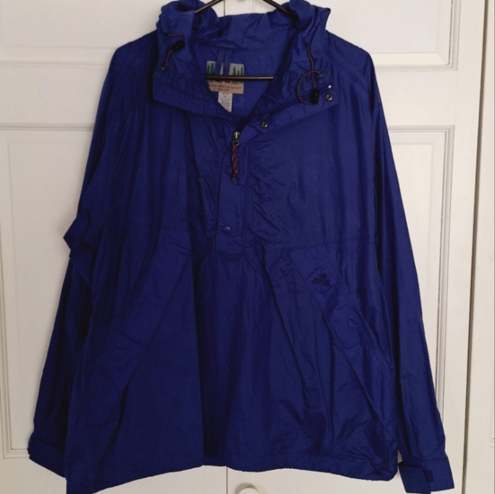 EMS blue hooded windbreaker